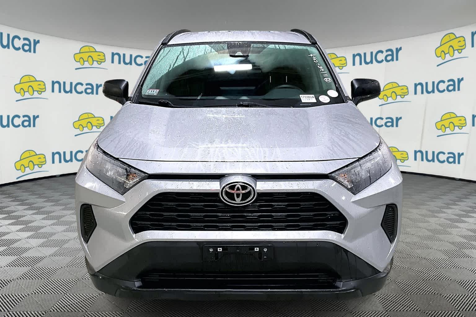 2021 Toyota RAV4 LE - Photo 2