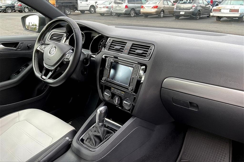 2016 Volkswagen Jetta 1.8T Sport - Photo 14