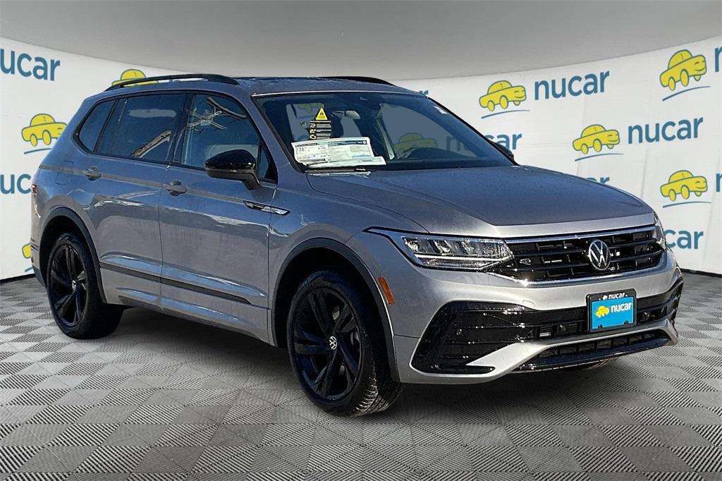 2024 Volkswagen Tiguan 2.0T SE R-Line Black