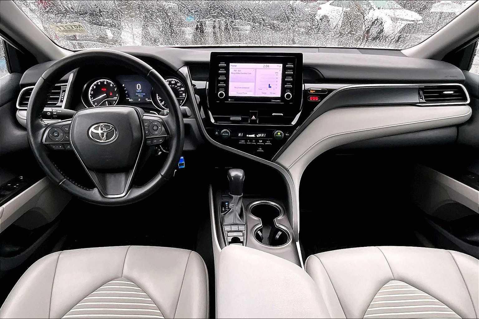 2023 Toyota Camry SE - Photo 21