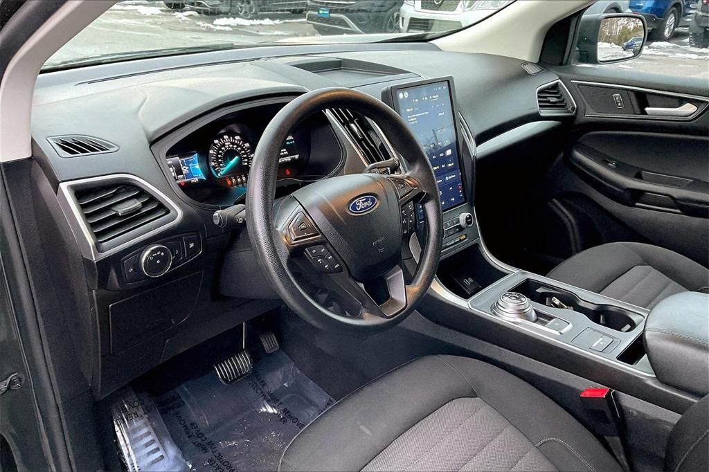 2022 Ford Edge SE - Photo 8