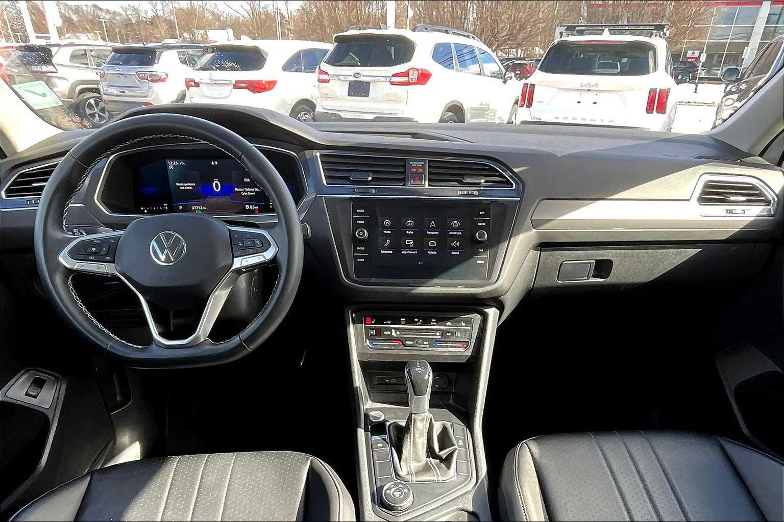 2022 Volkswagen Tiguan SE - Photo 21