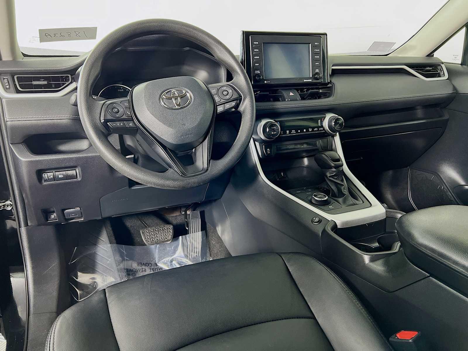 2021 Toyota RAV4 Hybrid LE - Photo 9