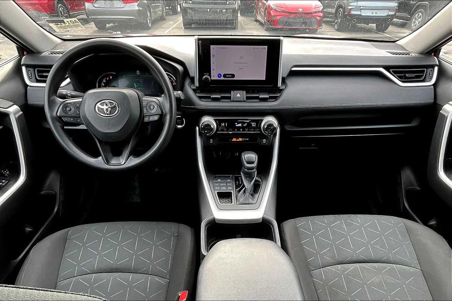 2023 Toyota RAV4 XLE - Photo 21