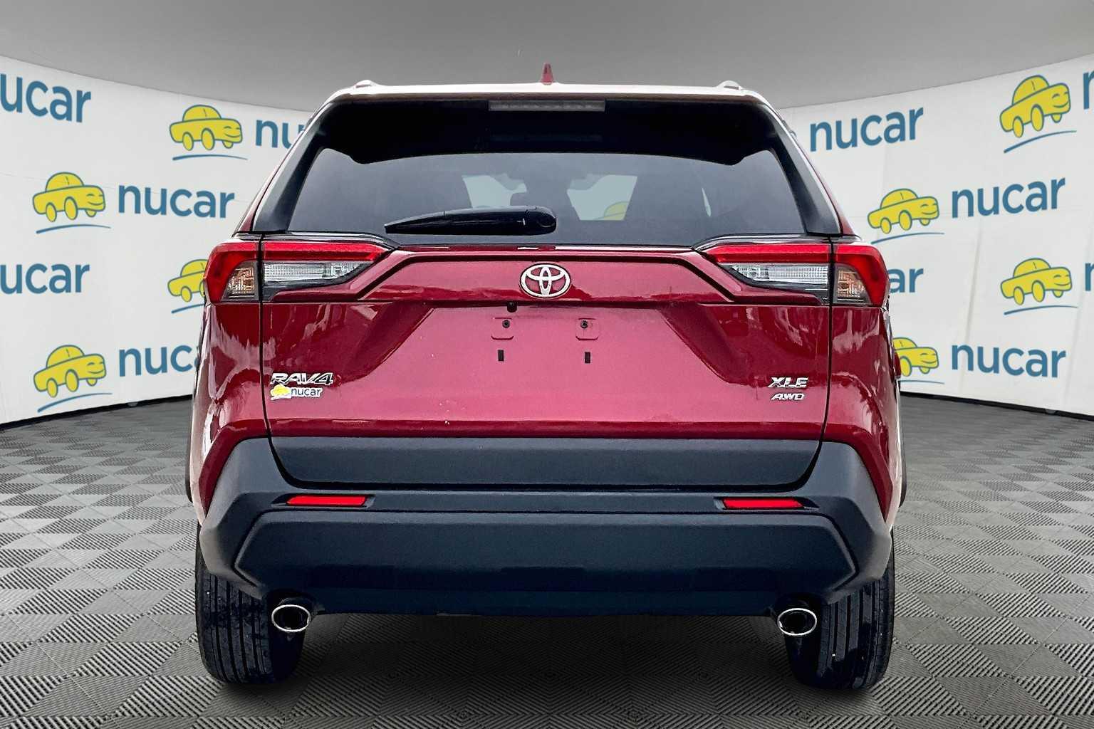 2023 Toyota RAV4 XLE - Photo 5