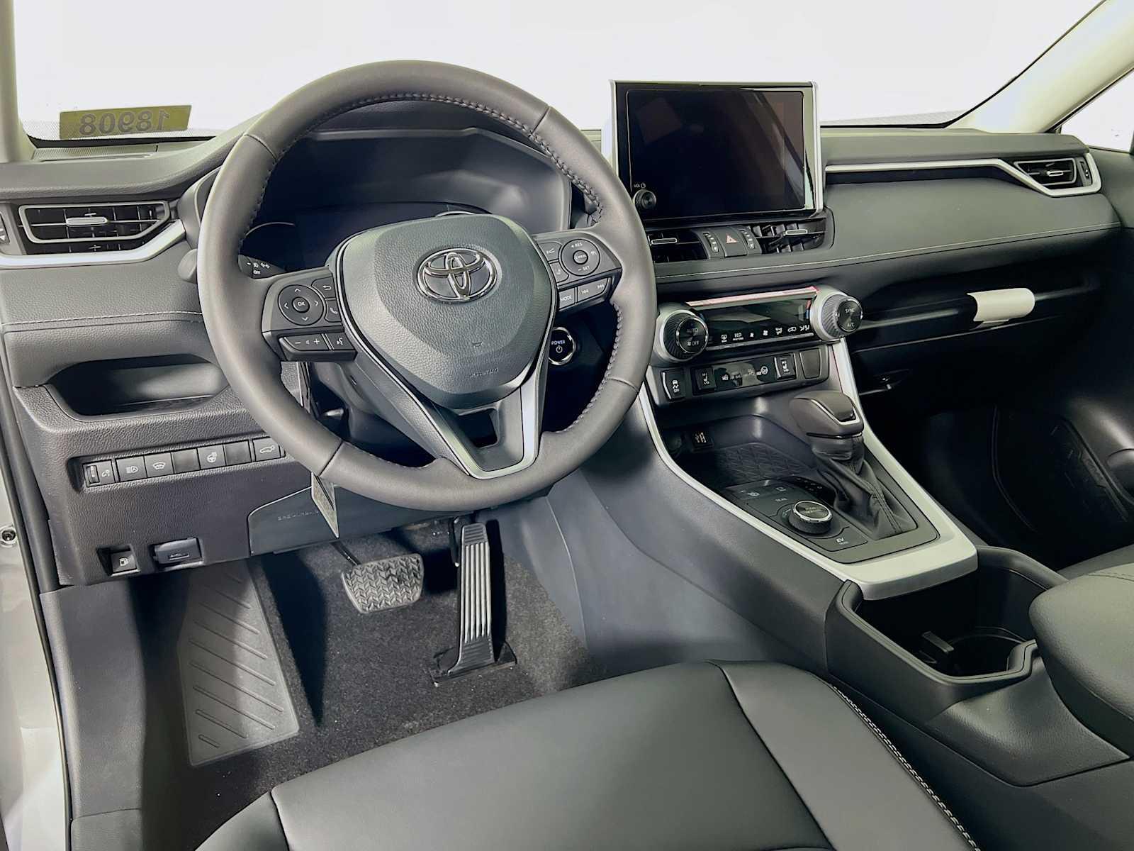 2025 Toyota RAV4 Hybrid XLE Premium - Photo 6