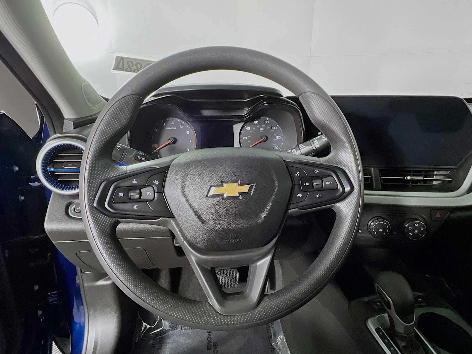 2024 Chevrolet Trax LS - Photo 11