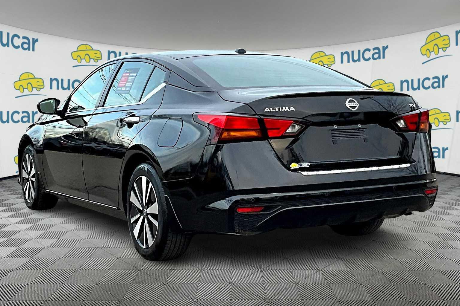 2022 Nissan Altima 2.5 SV - Photo 4