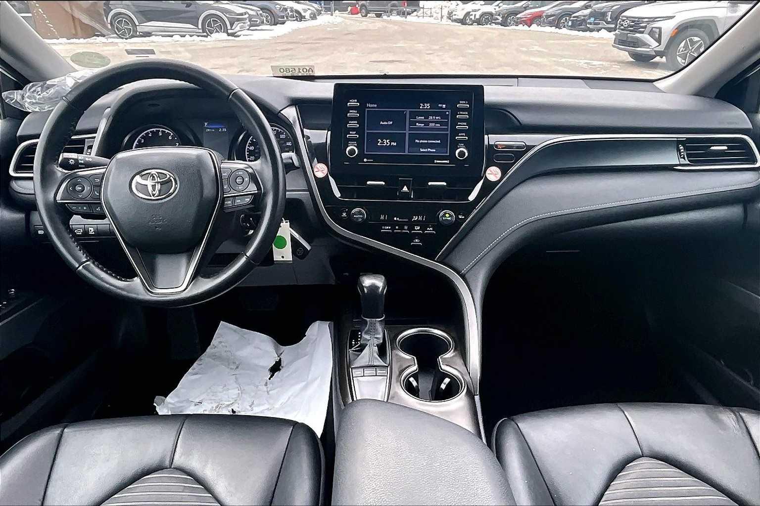 2022 Toyota Camry SE - Photo 21