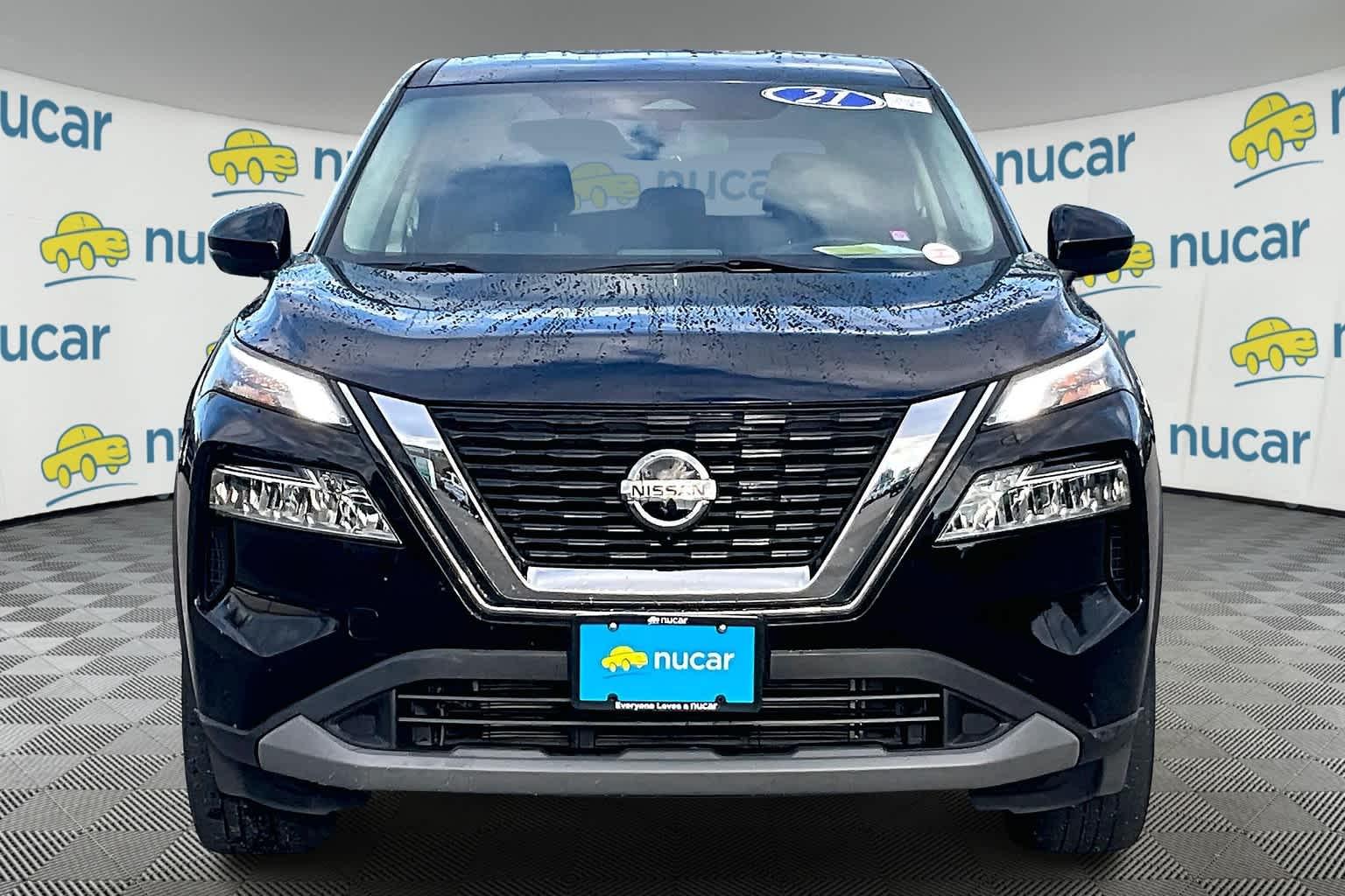 2021 Nissan Rogue SV - Photo 2