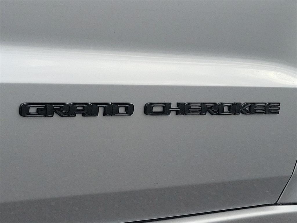 2019 Jeep Grand Cherokee Altitude - Photo 29