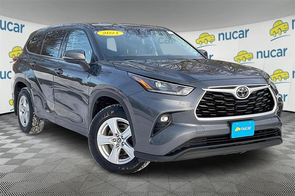 2021 Toyota Highlander LE