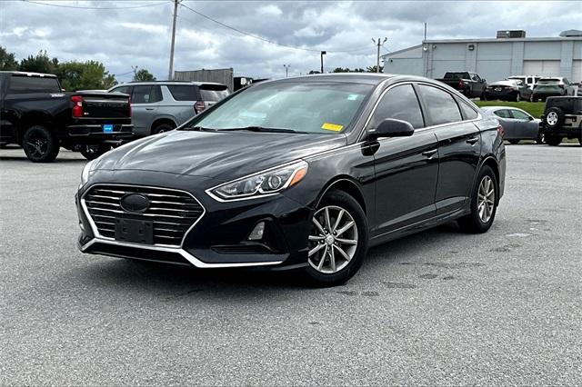 2018 Hyundai Sonata SE - Photo 2