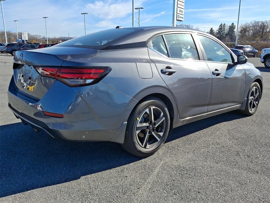 2025 Nissan Sentra SV - Photo 4