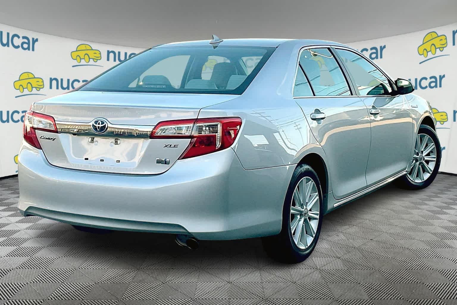 2012 Toyota Camry Hybrid XLE - Photo 6