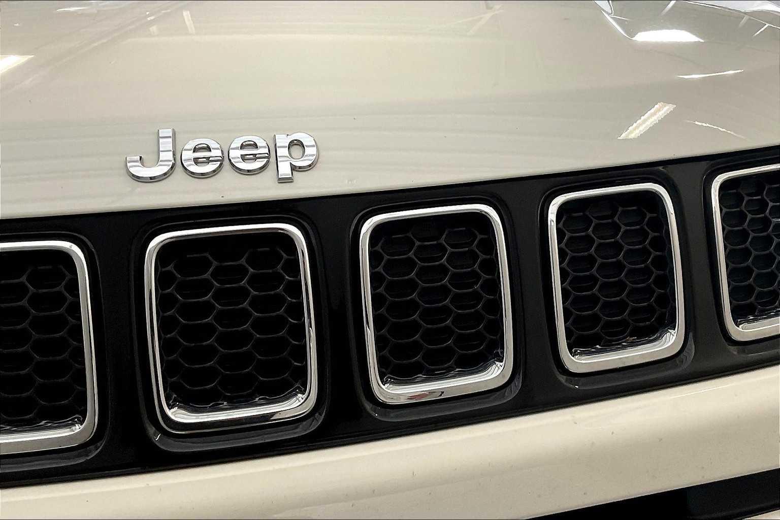 2021 Jeep Compass Latitude - Photo 32