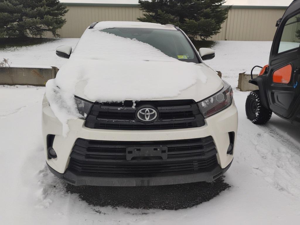 2019 Toyota Highlander SE - Photo 6