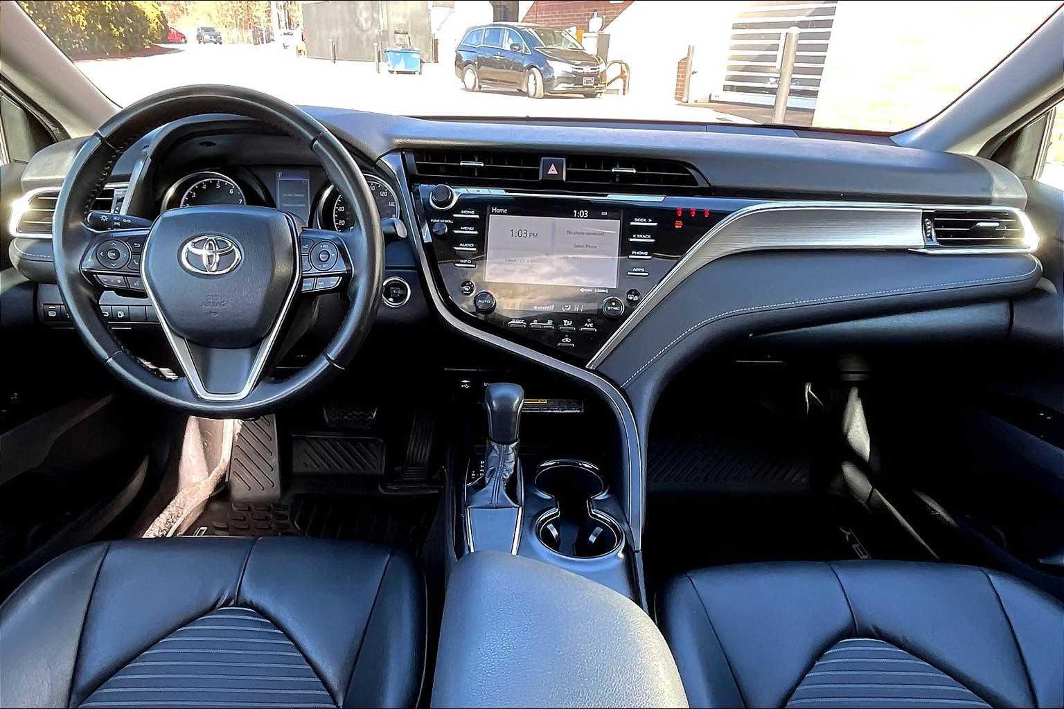 2018 Toyota Camry SE - Photo 34