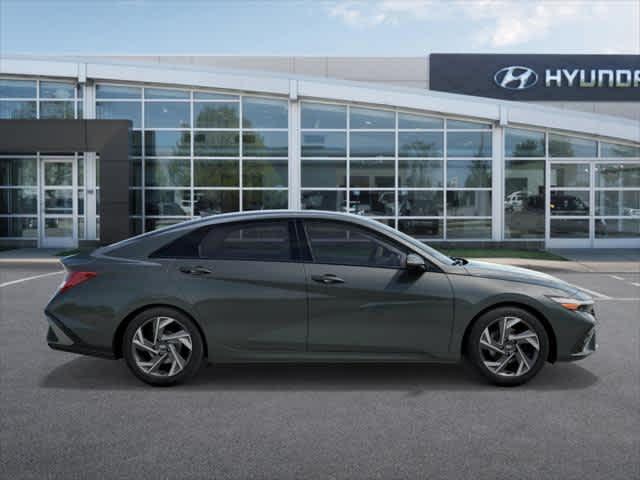 2025 Hyundai Elantra SEL Convenience - Photo 7