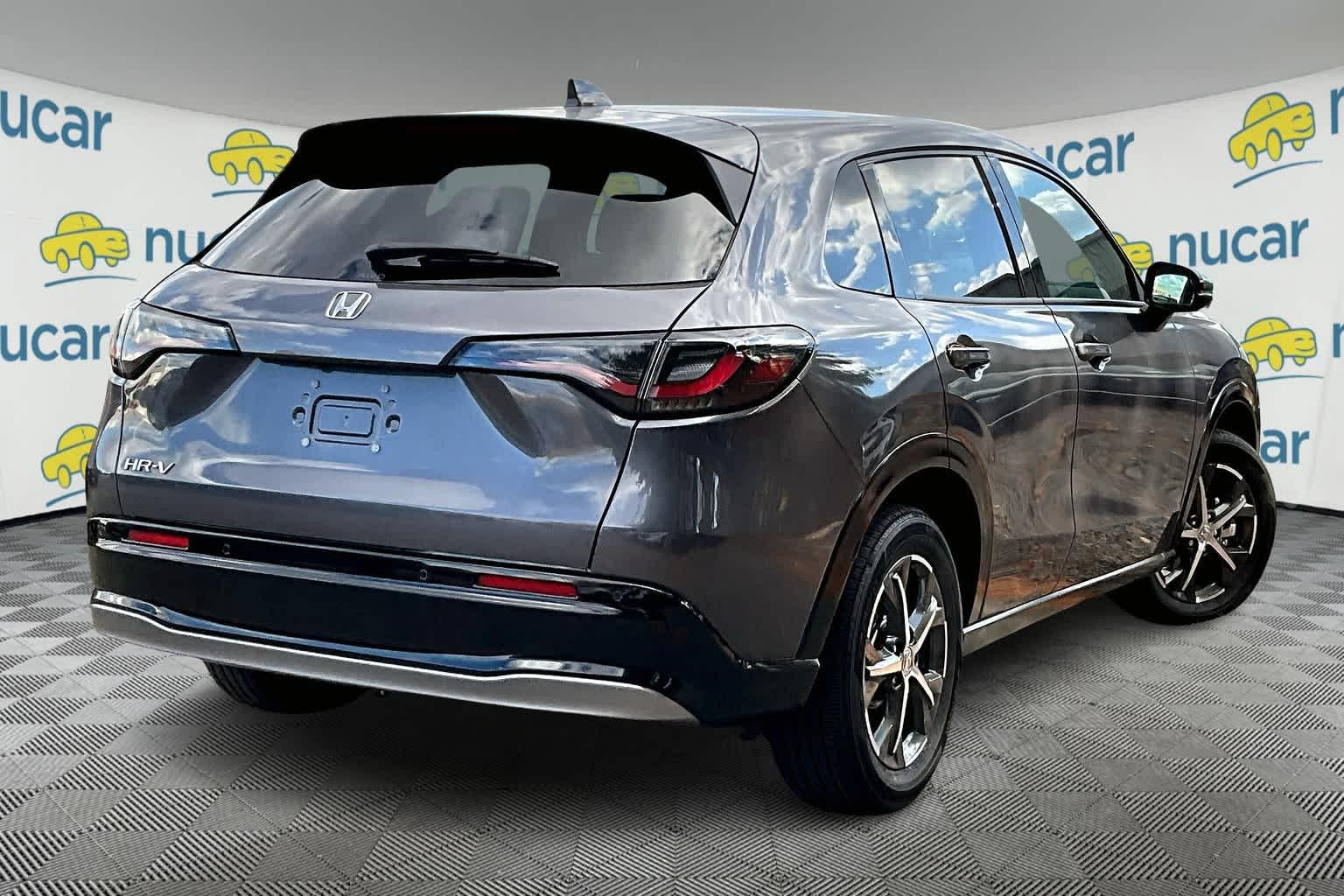 2025 Honda HR-V EX-L - Photo 6