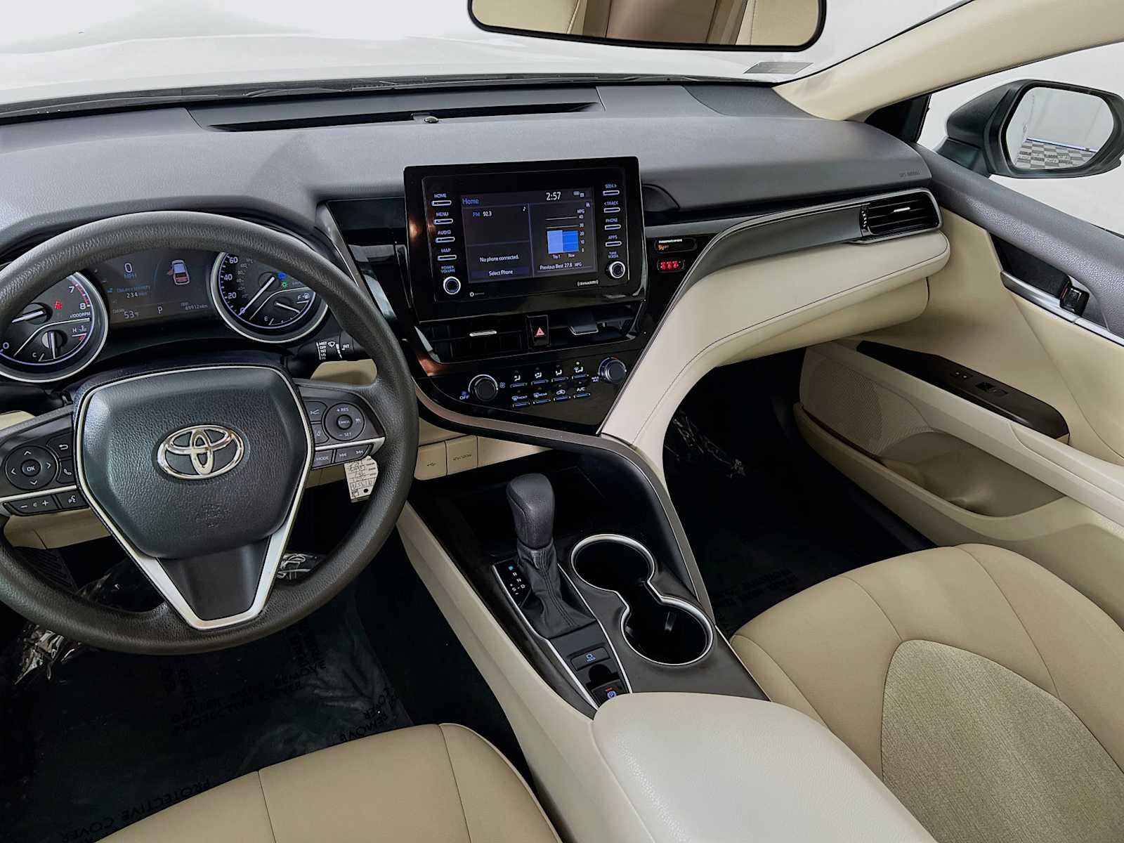 2021 Toyota Camry LE - Photo 22