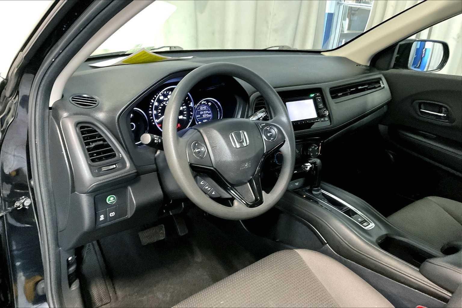 2022 Honda HR-V LX - Photo 8