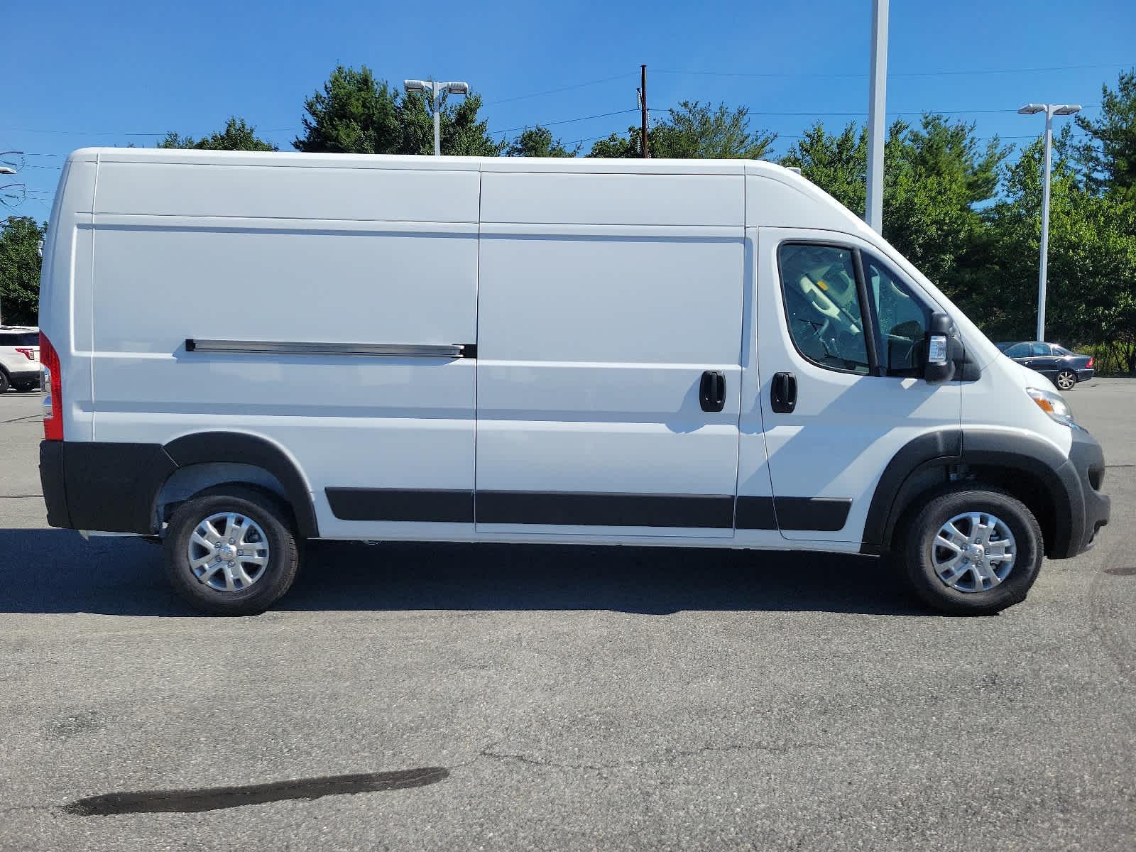 2024 Ram ProMaster SLT - Photo 5