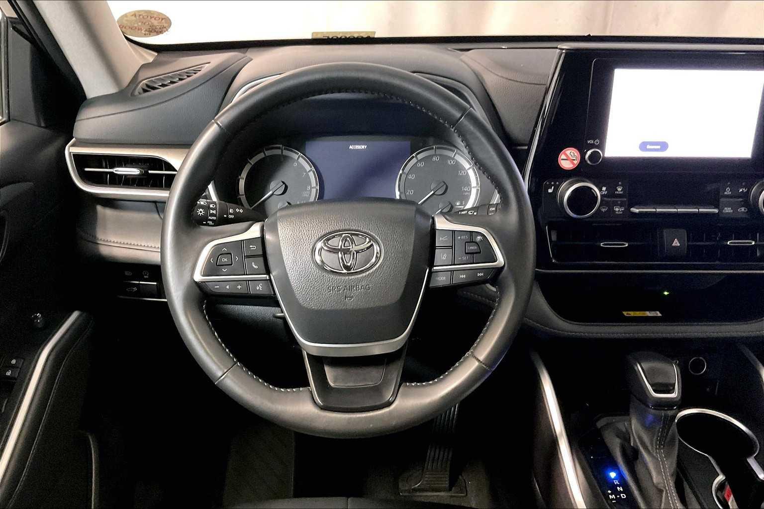 2024 Toyota Highlander XLE - Photo 18