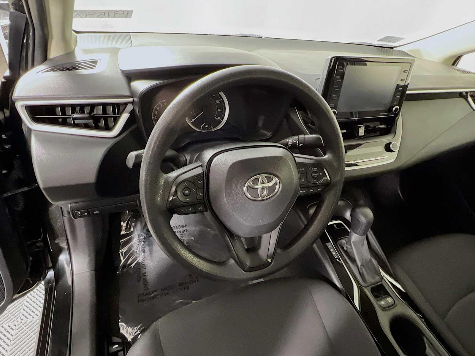 2022 Toyota Corolla LE - Photo 11