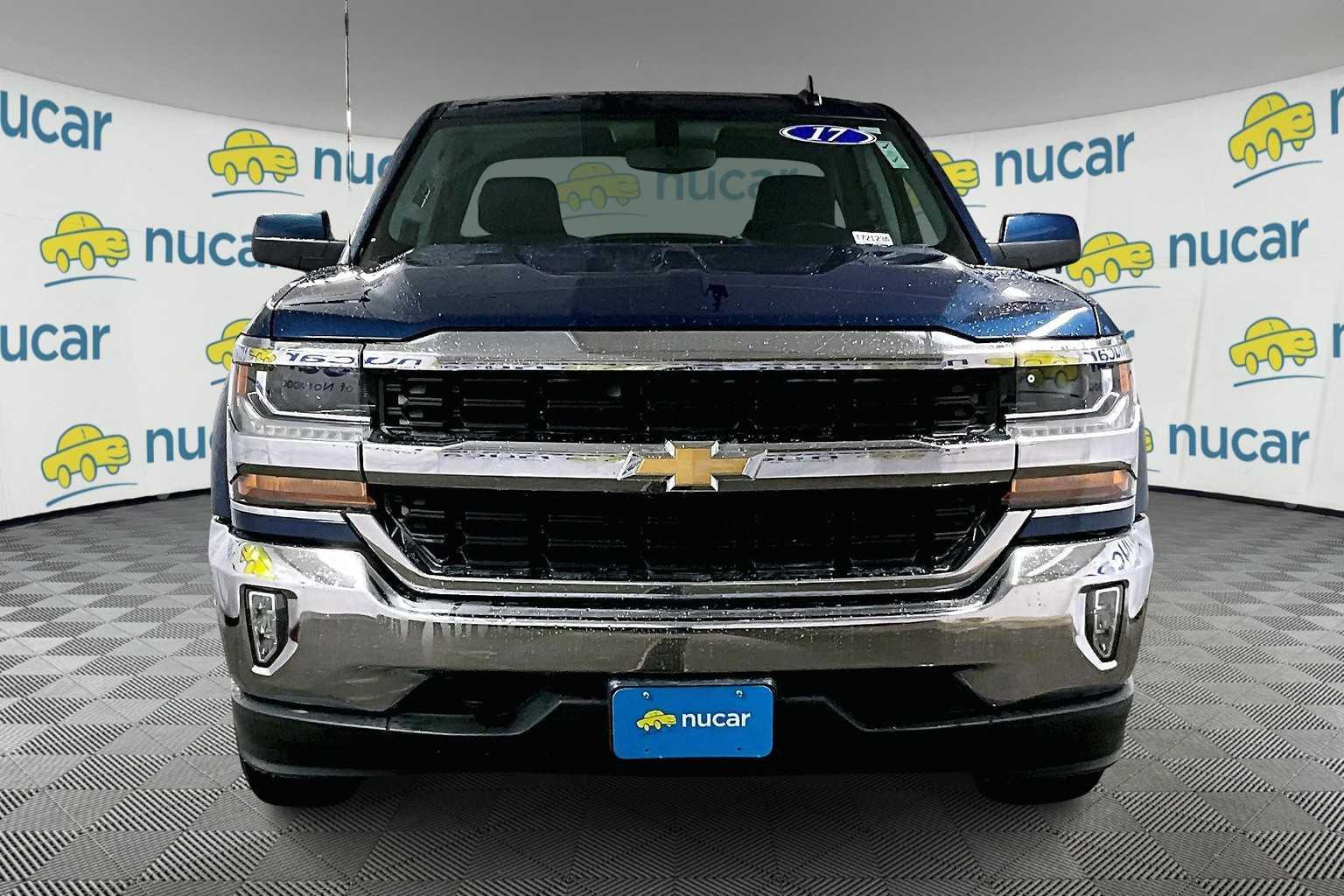 2017 Chevrolet Silverado 1500 LT - Photo 2