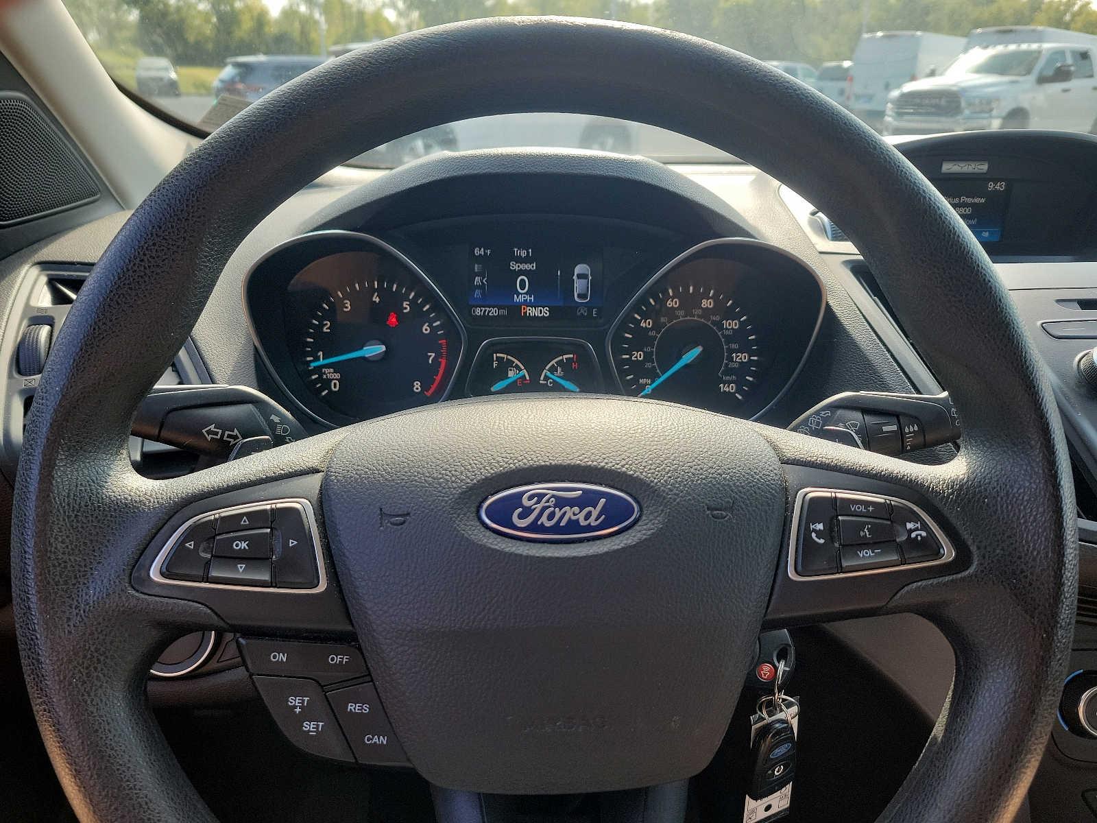 2017 Ford Escape SE - Photo 19