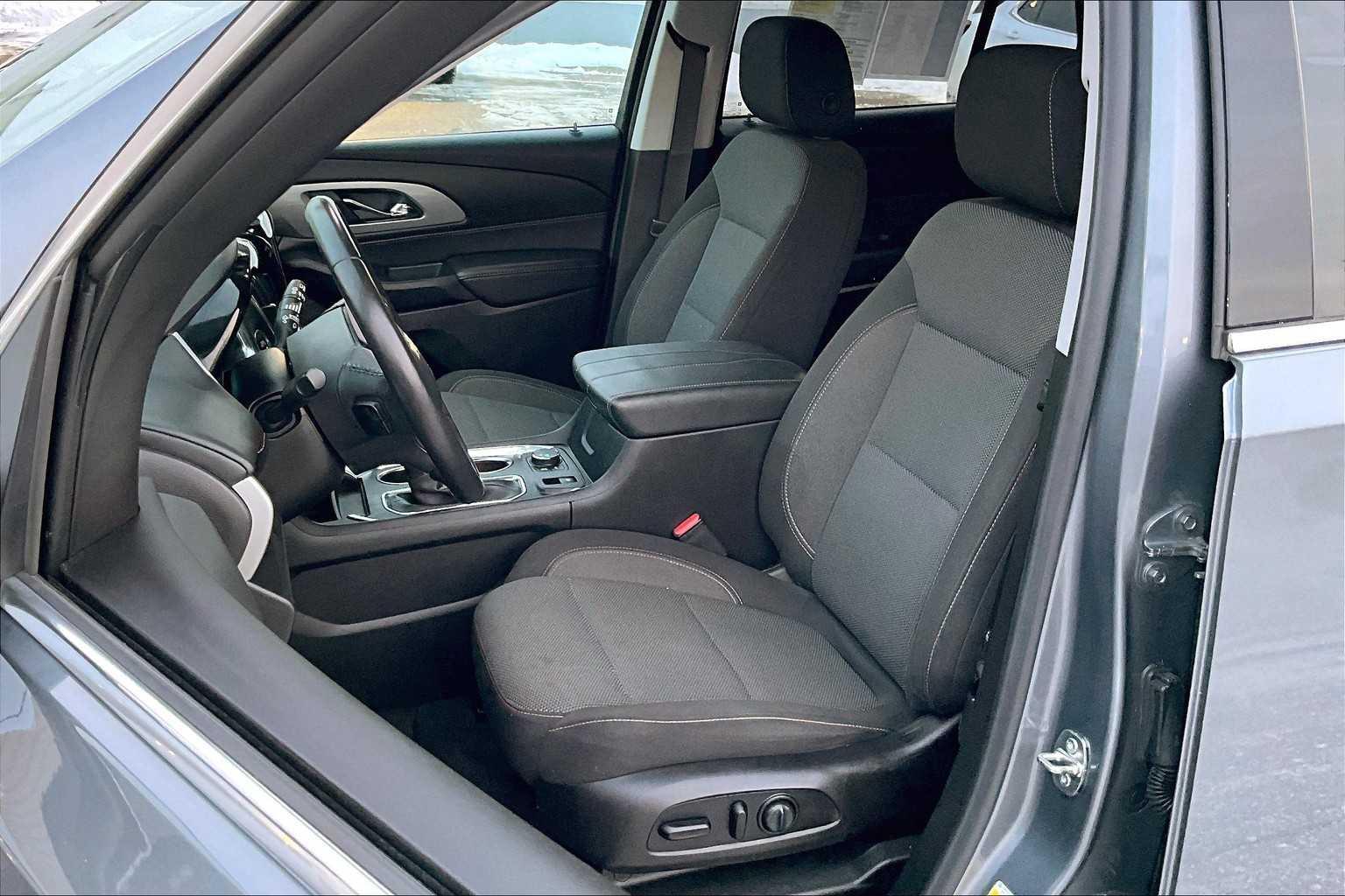 2021 Chevrolet Traverse LT Cloth - Photo 10