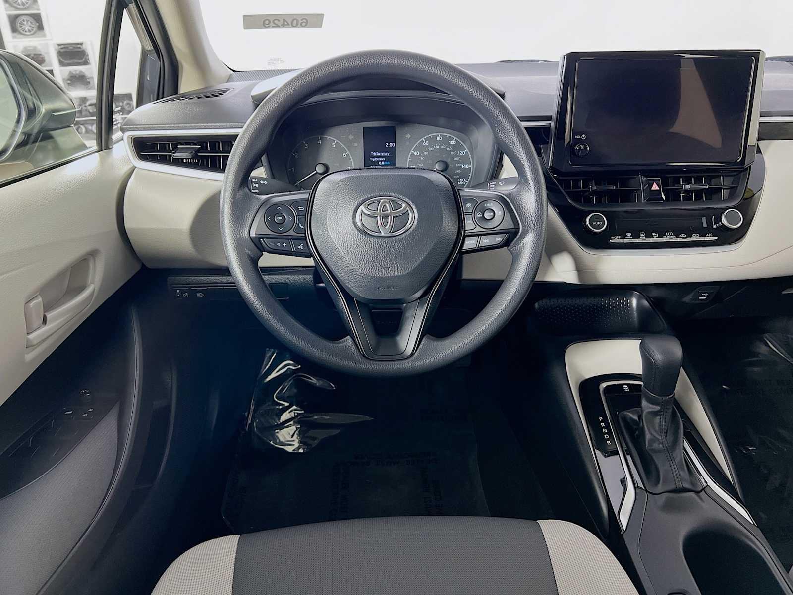 2023 Toyota Corolla LE - Photo 21