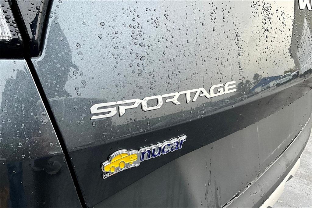 2023 Kia Sportage LX - Photo 26