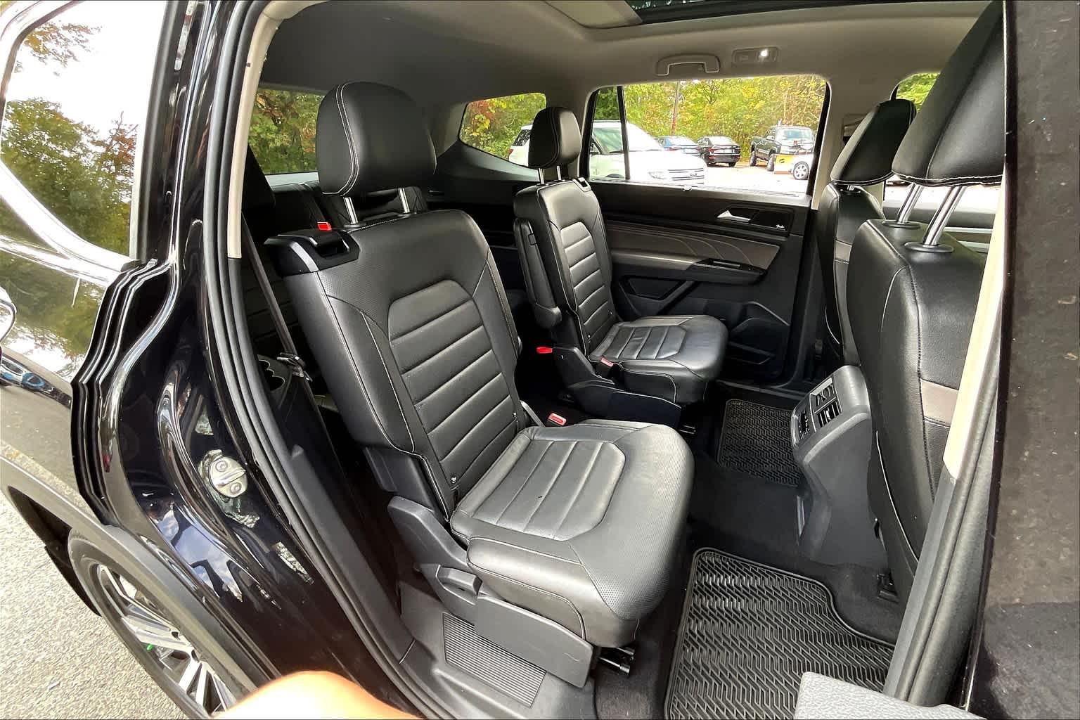 2021 Volkswagen Atlas 3.6L V6 SEL Premium - Photo 16