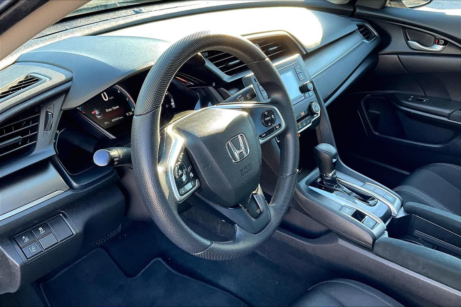 2019 Honda Civic LX - Photo 8