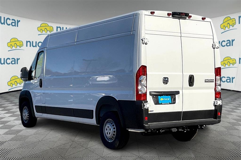 2024 Ram ProMaster 2500 High Roof - Photo 4