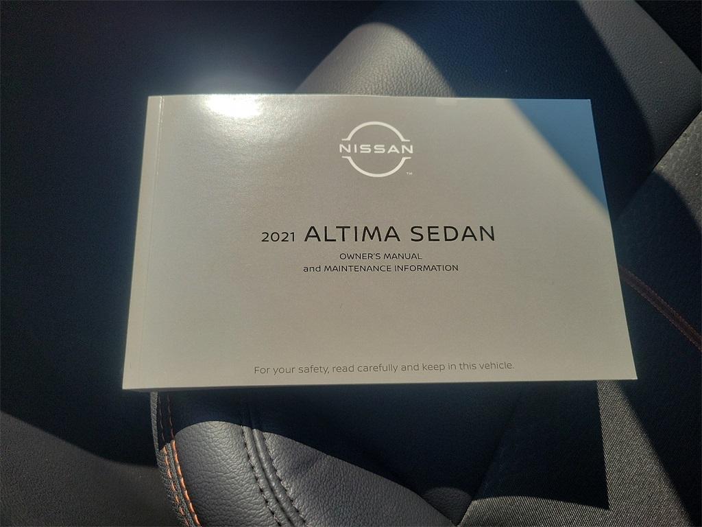 2021 Nissan Altima 2.0 SR - Photo 23