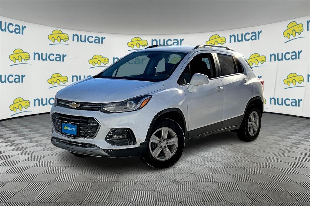 2020 Chevrolet Trax LT - Photo 2