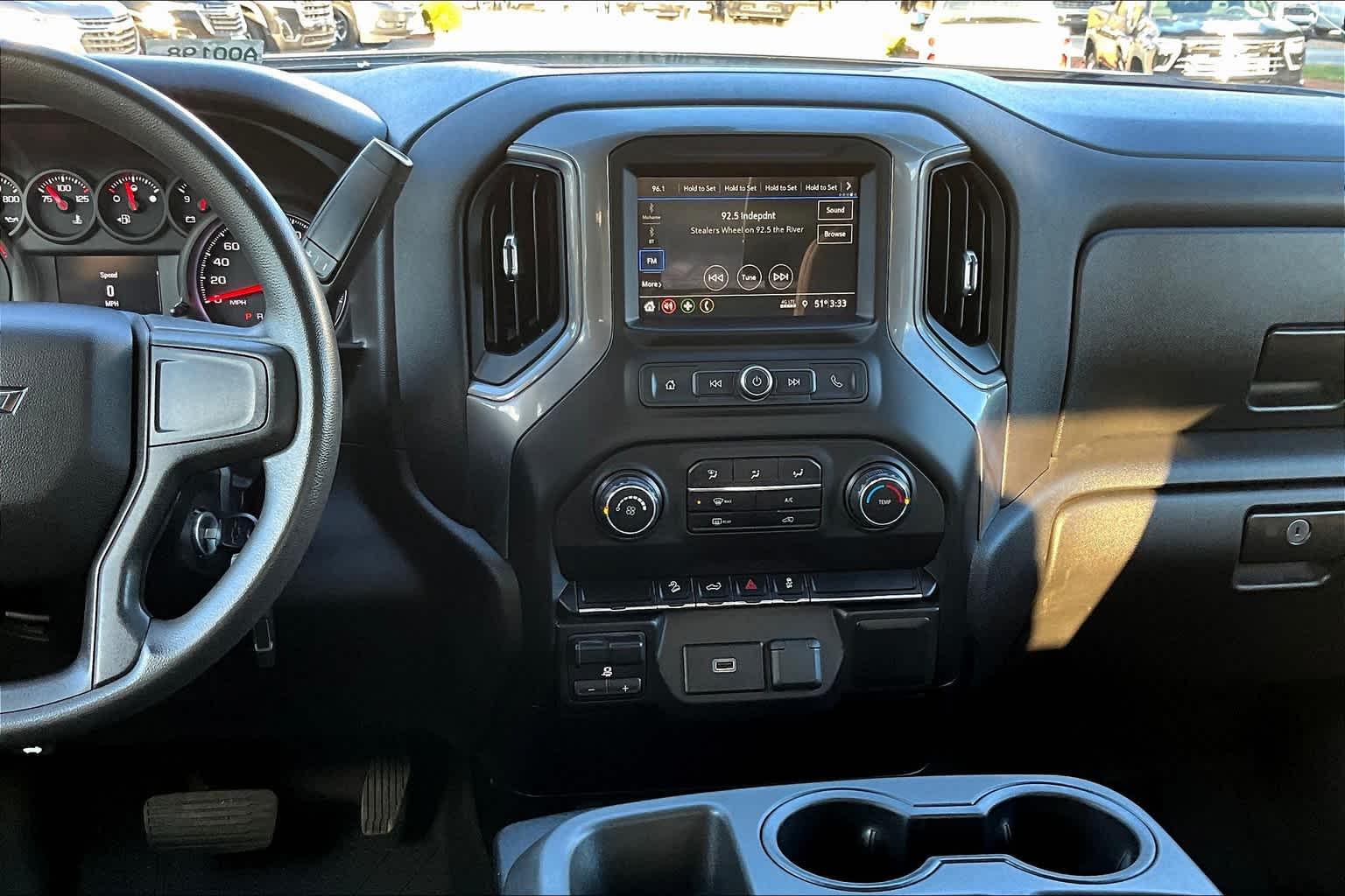 2019 Chevrolet Silverado 1500 Custom Trail Boss 4WD Crew Cab 147 - Photo 18