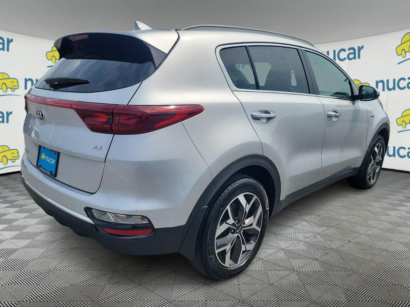 2020 Kia Sportage EX - Photo 6