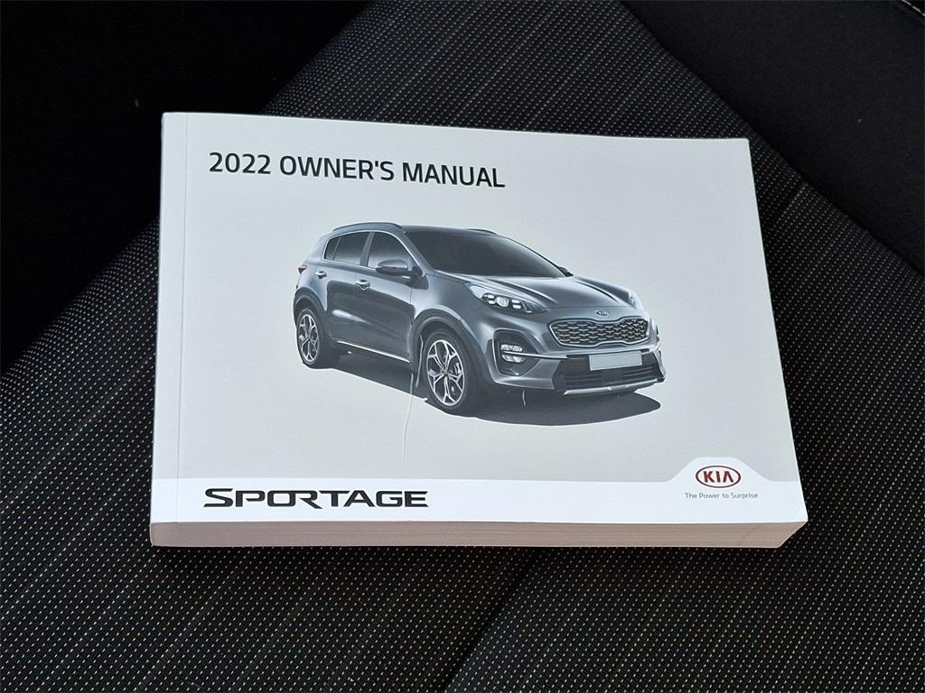 2022 Kia Sportage LX - Photo 26