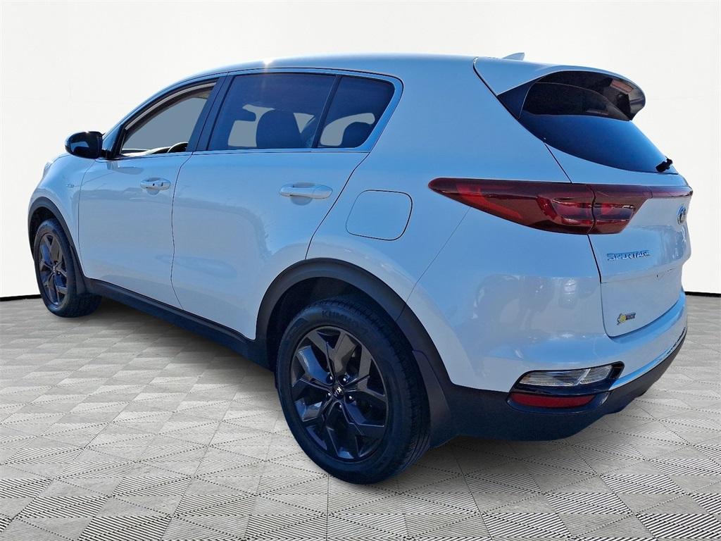 2022 Kia Sportage LX - Photo 4