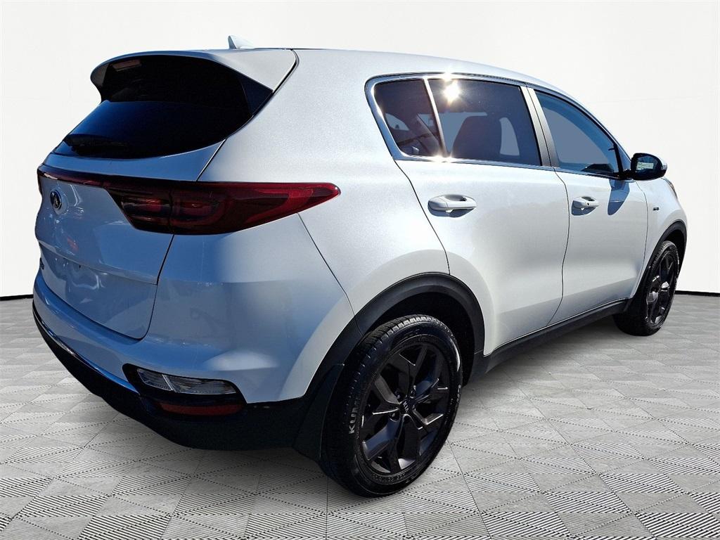 2022 Kia Sportage LX - Photo 6