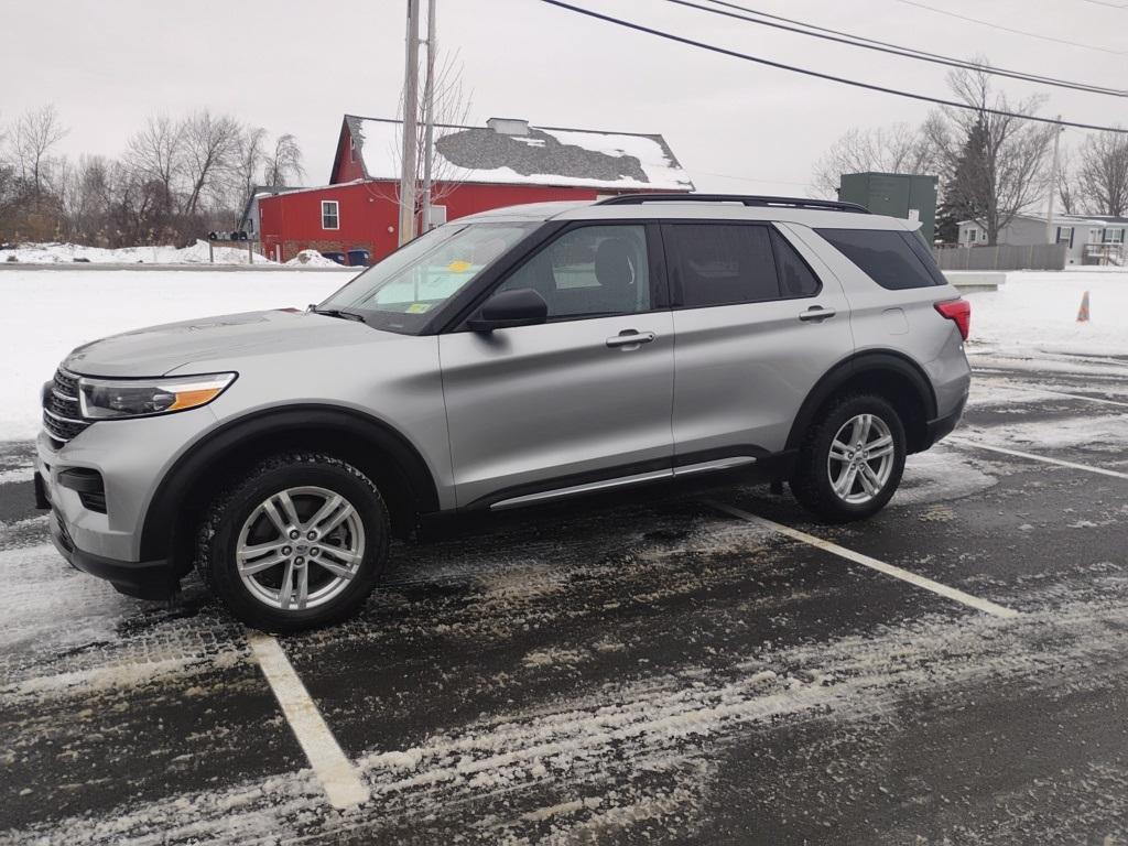 2021 Ford Explorer XLT - Photo 3