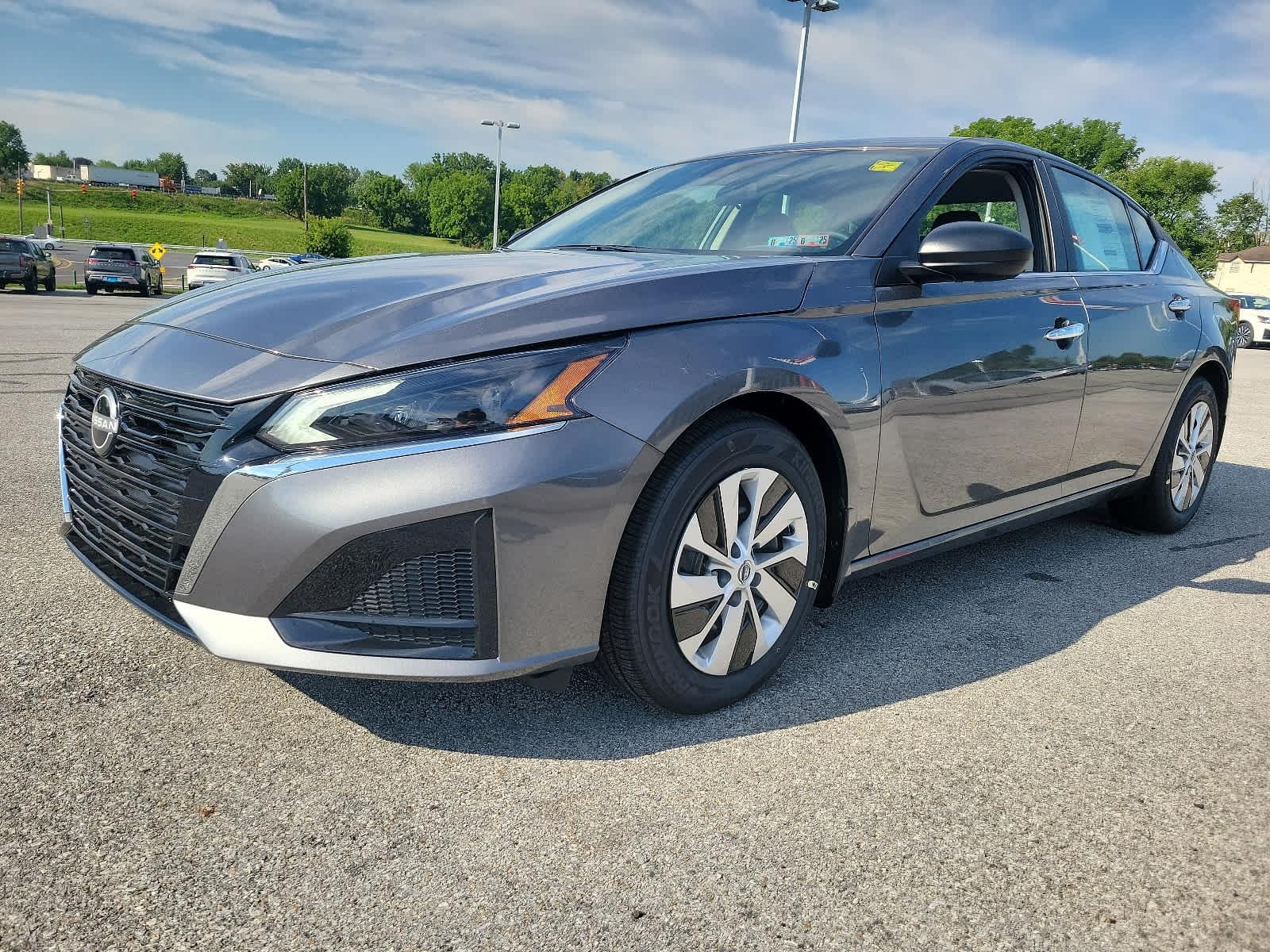 2024 Nissan Altima 2.5 S - Photo 2