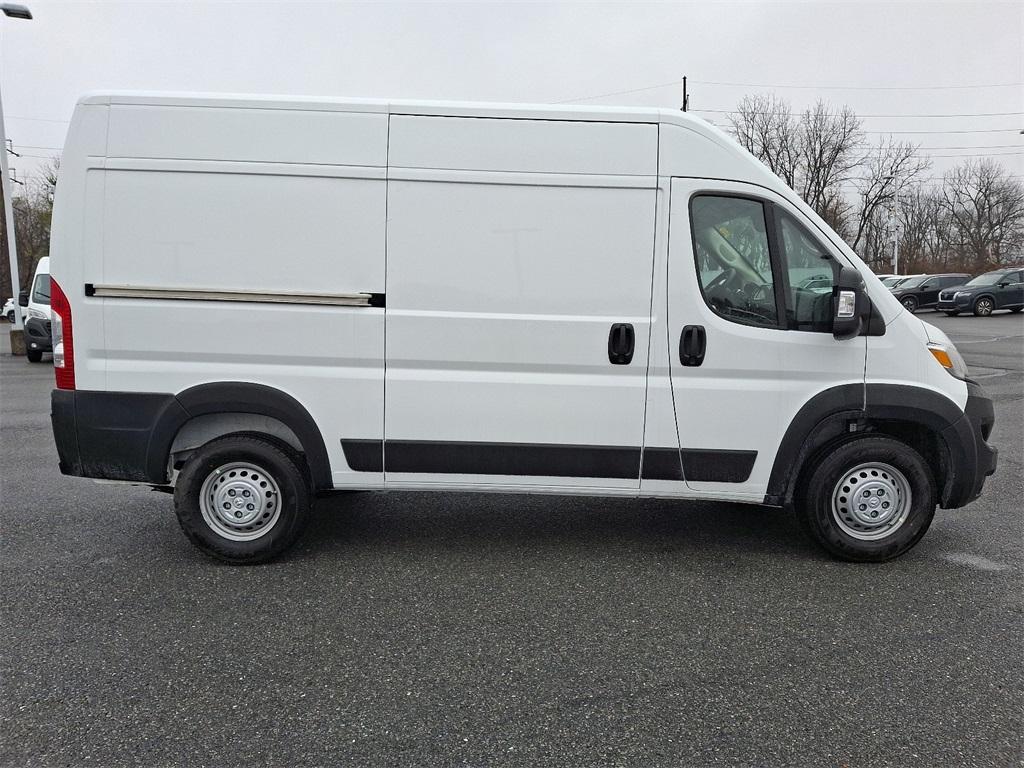 2025 Ram ProMaster 2500 High Roof - Photo 5