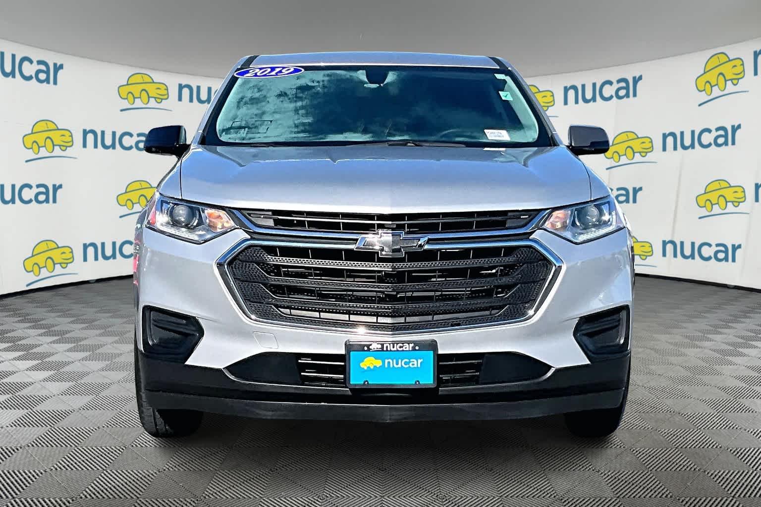 2019 Chevrolet Traverse LS - Photo 2