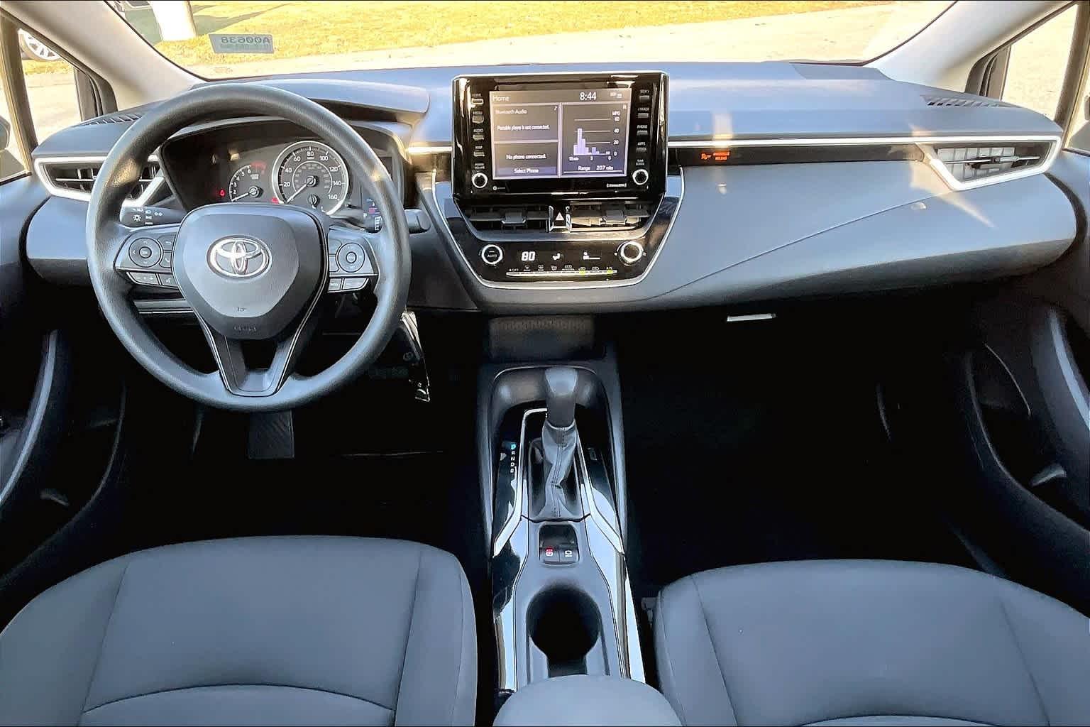 2022 Toyota Corolla LE - Photo 21