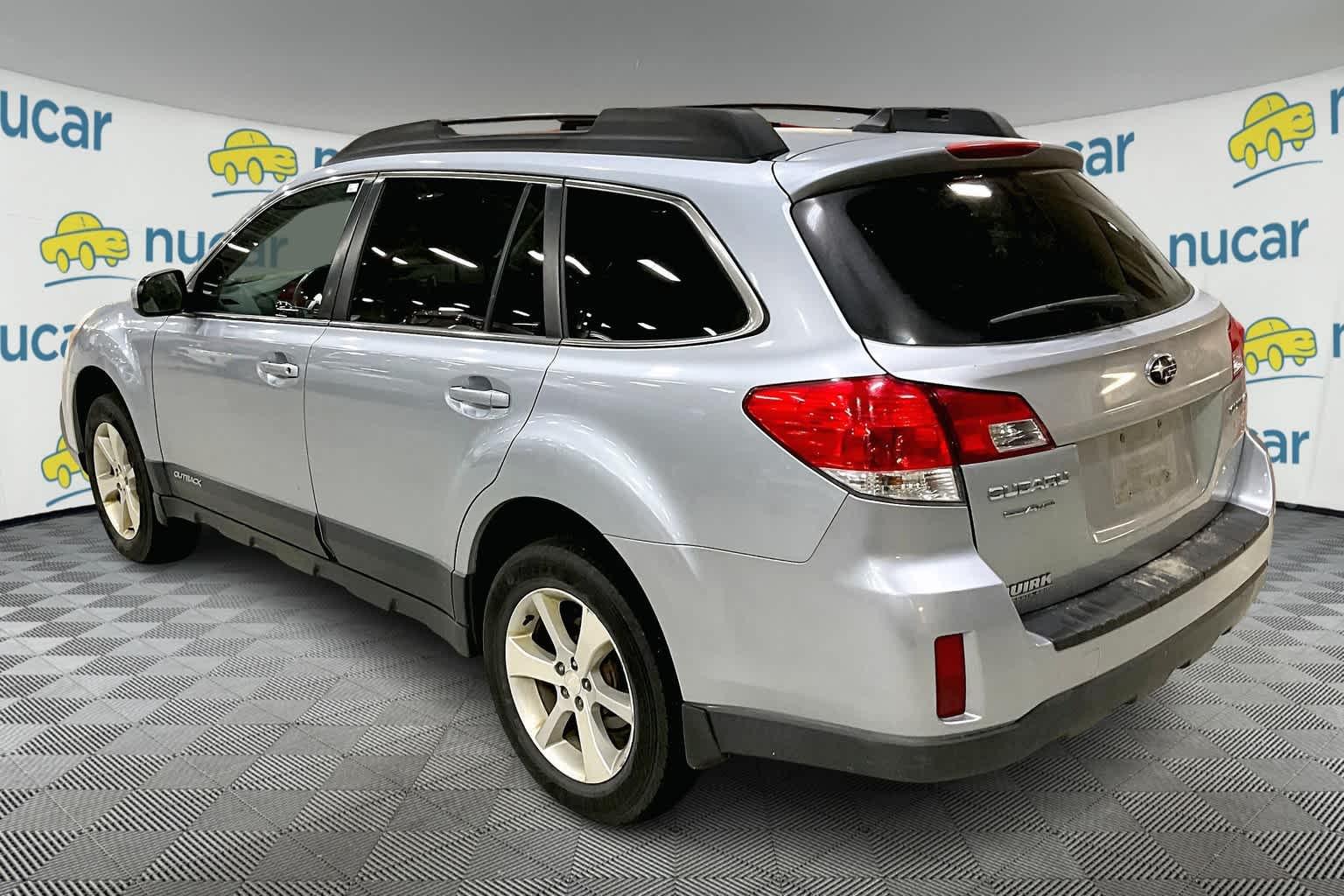 2014 Subaru Outback 2.5i Limited - Photo 4